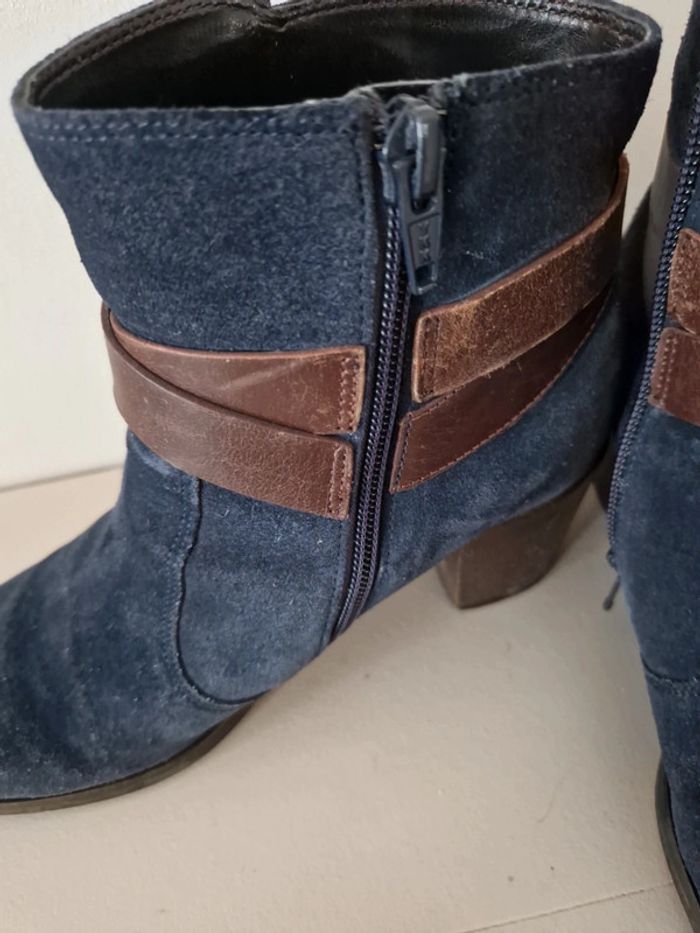 Bottines en dain 💙 - photo numéro 3