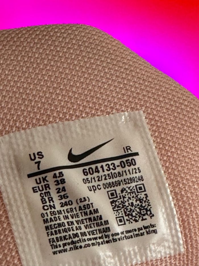 Nike Tn Air Max Plus neuves taille 38  avec boîte – envoi express - photo numéro 8