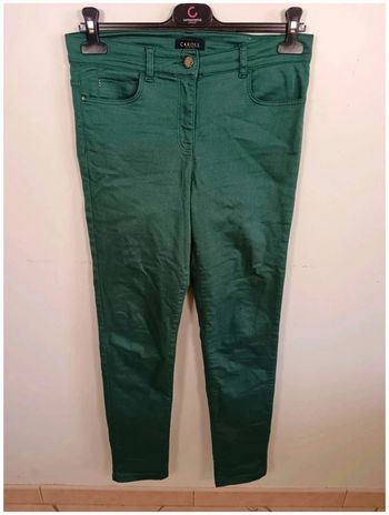 C24 pantalon vert Caroll 38