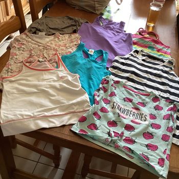 Lot de 8hauts fille 10/12ans
