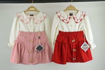 Look Chic & Élégant – Ensemble Fille 4 Ans avec Jupe Rose & Chemisier à Nœud