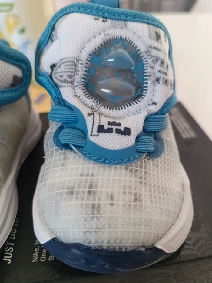 Basket scratch Nike LeBron XIX 17 - photo numéro 3
