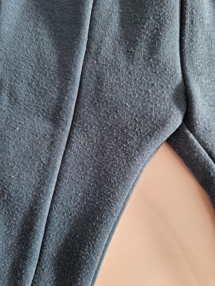 Lot 2 jogging 6 mois - photo numéro 8