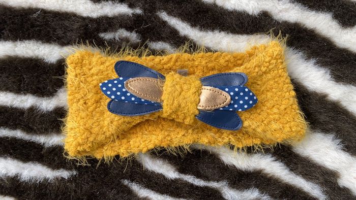 Jupe 3 pommes neuve et bandeau catimini TU - photo numéro 2