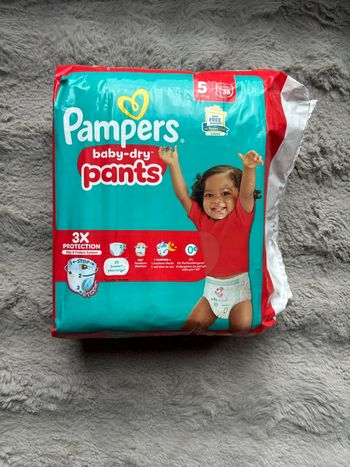 Pampers pants taille 5 NEUF