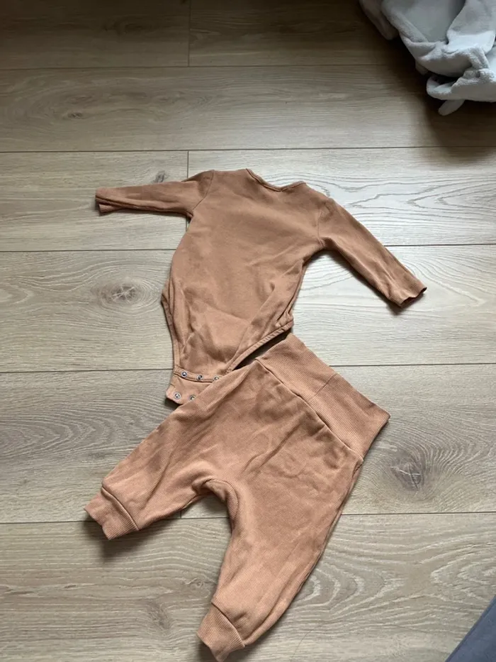 Ensemble Zara - photo numéro 4
