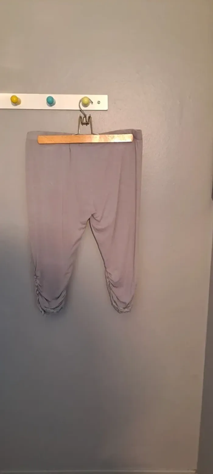 Corsaire femme gris - Marque No Excuse - Taille 42 - Bon état. - photo numéro 9