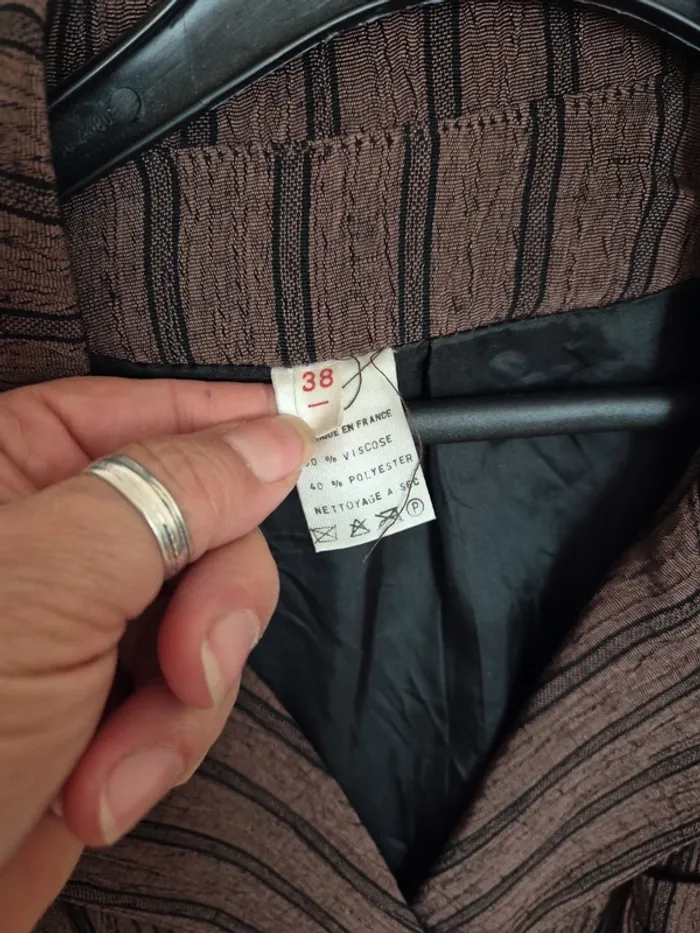 blazer court taille 38 - photo numéro 3