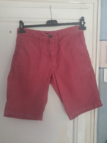 Short/bermuda rouge, marque Celio, taille 36