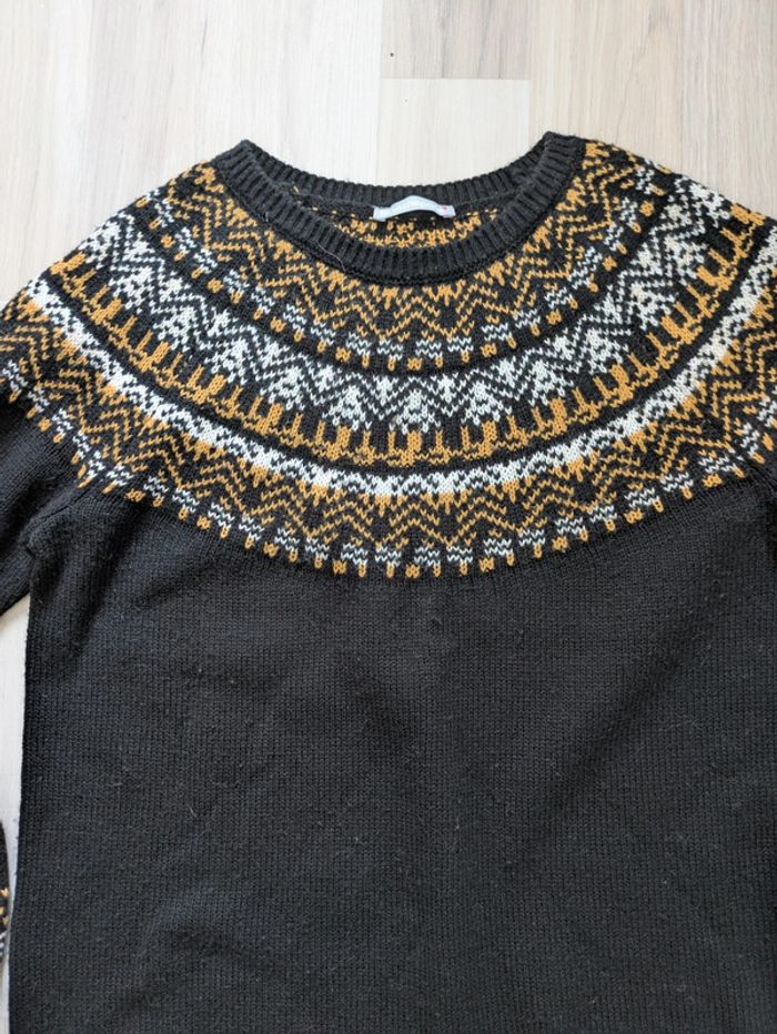 Pull femme taille 42/44 - photo numéro 2