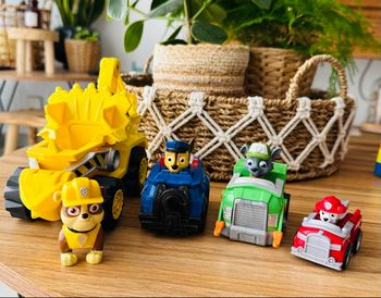 Lot de 4 véhicules Pat Patrouille 