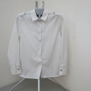 Chemise blanche Caroll Paris, élégante et intemporelle. Taille 40.