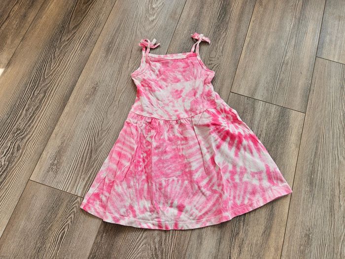 Robe neuve rose et blanche C&A 2 ans