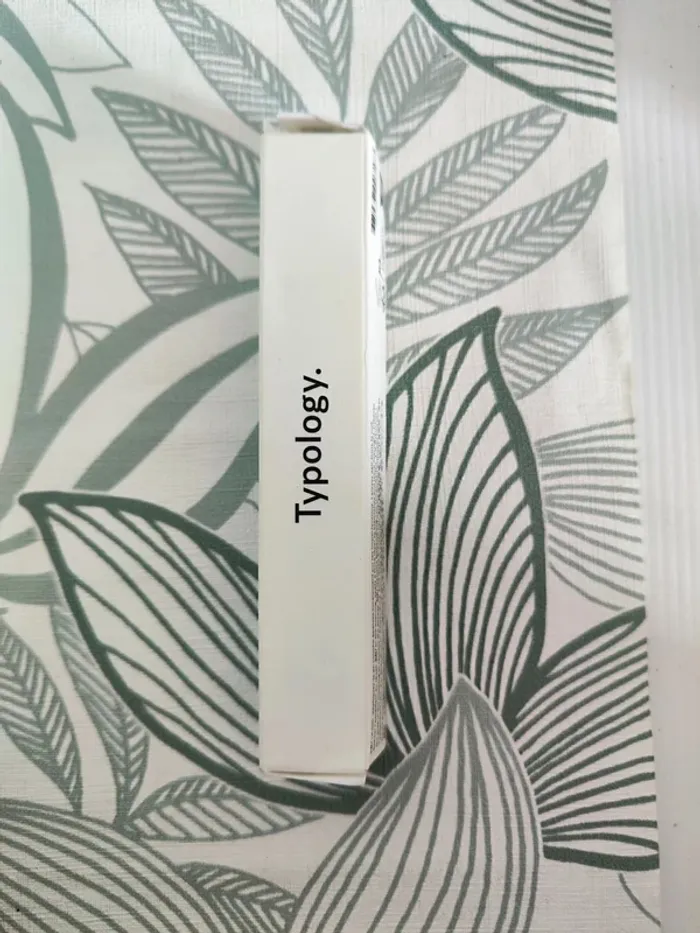 Typology soin ciblé imperfections 15ml valeur 24€  à utiliser 12 mois après ouverture