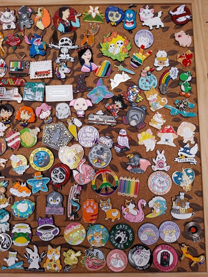 Pins de 4€ à 8€ piece - photo numéro 3