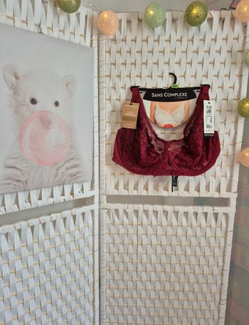 💕joli soutien-gorge emboitant avec armatures femme T100E sans complexe 💕