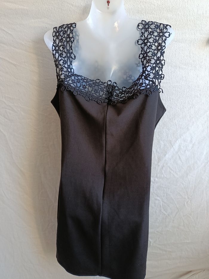 Robe noire - photo numéro 6