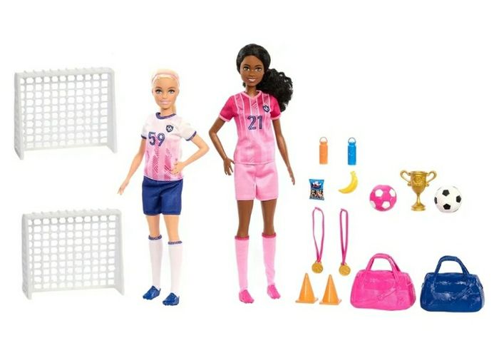 BARBIE FOOTBALLEUSE COFFRET 2 POUPEES ET 15 ACCESSOIRES - photo numéro 6