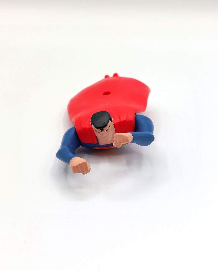 Figurine Superman DC Comics BURGER KING 2018 collection 16,5 cm - photo numéro 3