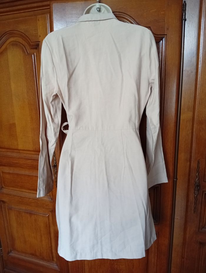 Robe portefeuille NLY trend taille M neuve - photo numéro 2
