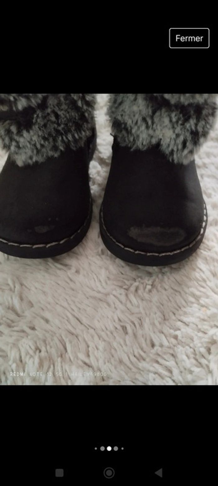 Jolie petite paire de bottes pointure 20 - photo numéro 4