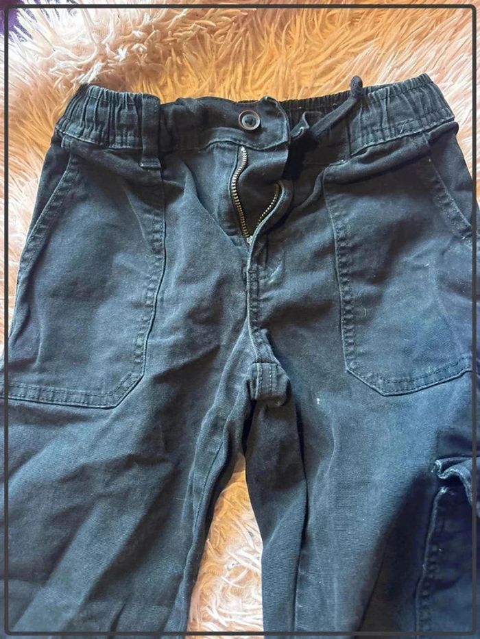 Jean cargo taille 10ans marque kiabi - photo numéro 2