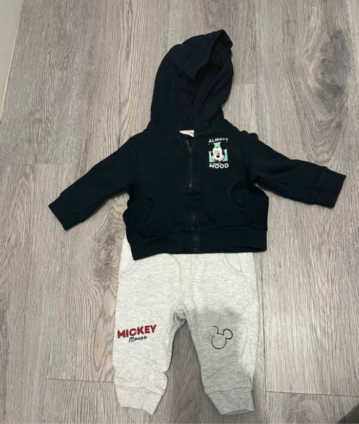 Lot vêtements bébé garçon 6-9 mois