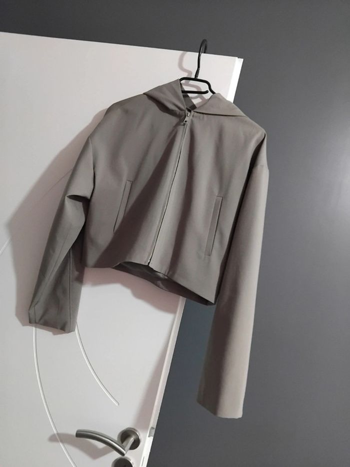 Veste courte à capuche - photo numéro 2