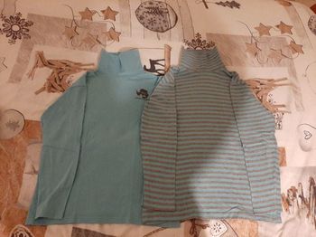 Vend 2 sous pull garçon