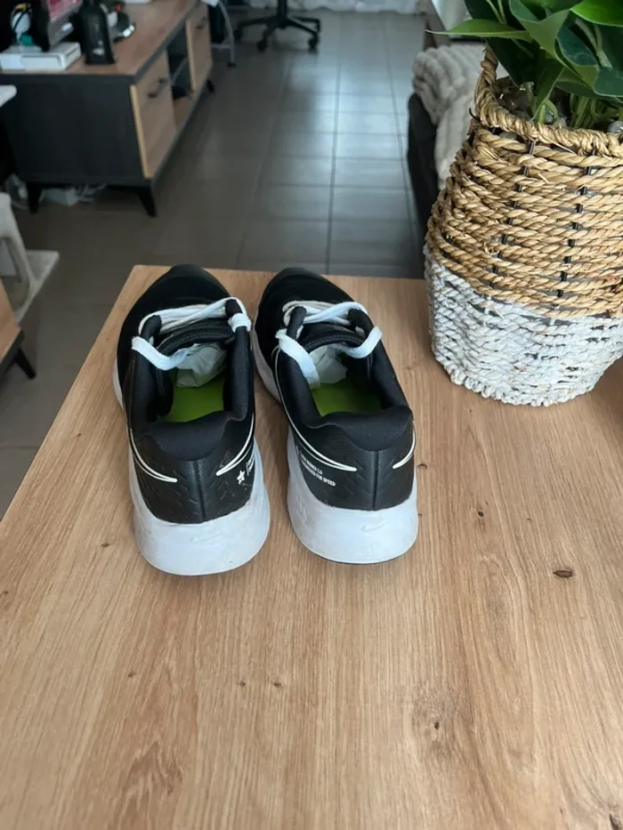 Baskets Nike - photo numéro 3