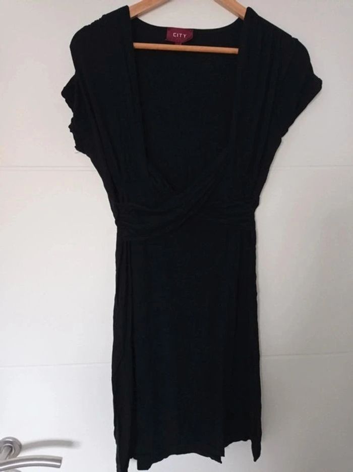 Robe noire City taille 2 - photo numéro 4
