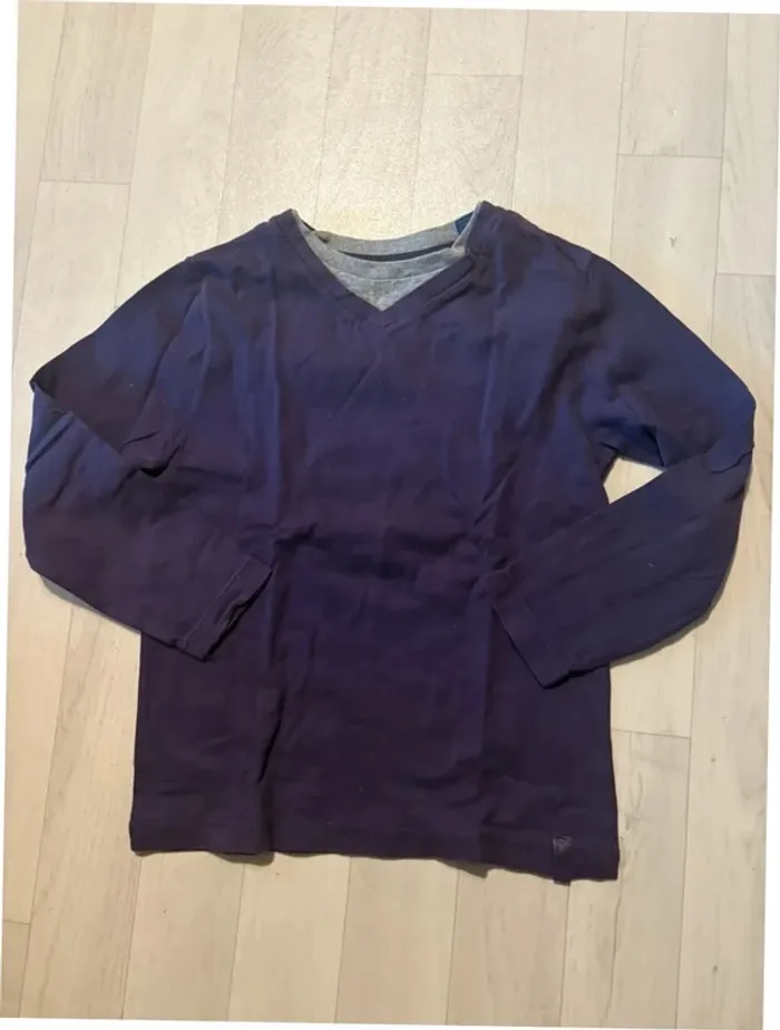 T-shirt okaidi 6 ans violet et gris manches longues très bon état