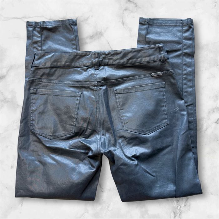 Pantalon slim noir luisant brillant chipie taille 34 XS - photo numéro 3