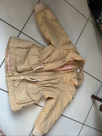 Manteau taille 12/18 mois