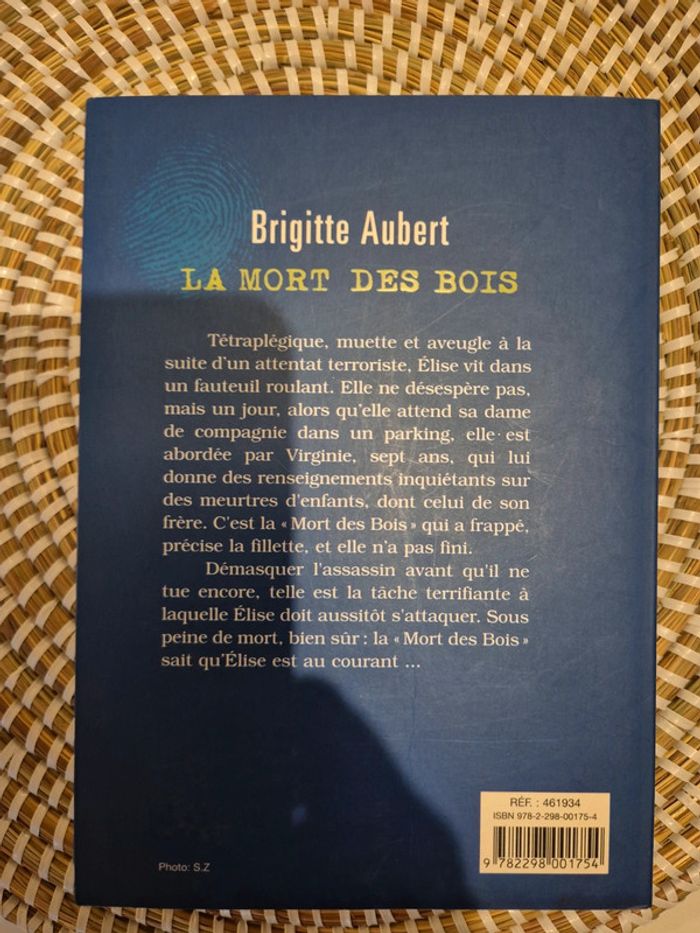Livre la mort des bois de Brigitte aubert - photo numéro 3