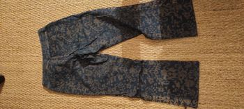 Pantalon jeans s à ramages