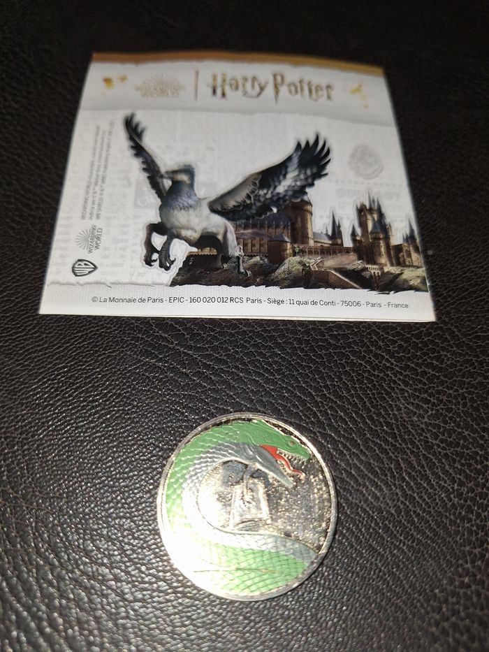 Médaille Basilic harry potter - photo numéro 2