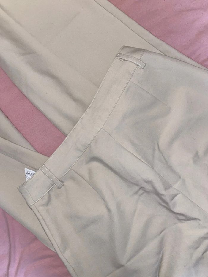 Pantalon beige - photo numéro 4