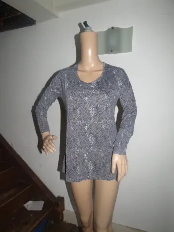 T-shirt taille S femme 