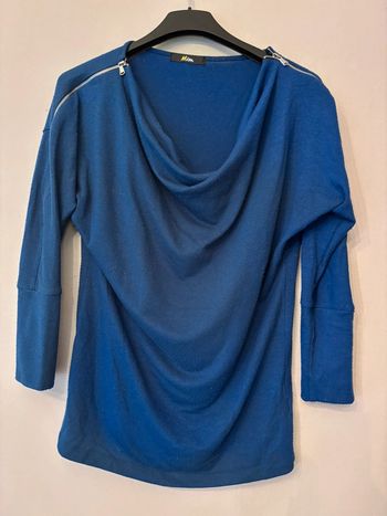 🌷pull léger bleu taille S🌷