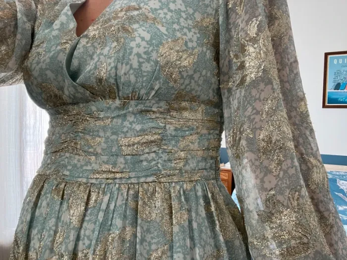 Robe longue brillante - photo numéro 3
