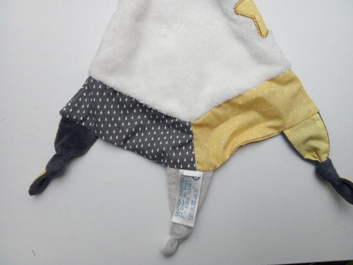 Doudou garçon marque sauthon éléphant, blanc, gris, jaune, plus, broderie étoile - photo numéro 5