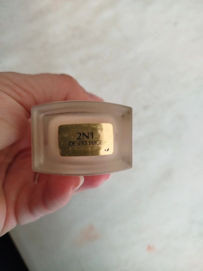 Fond de teint - photo numéro 2