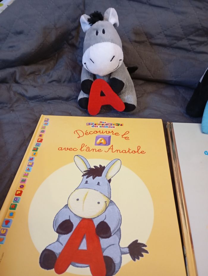 Lot 3 albums alphabet avec peluches - photo numéro 2