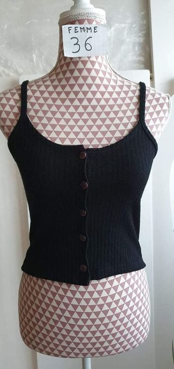 Débardeur, crop top, noir ,polyester ,en très très bon état, marque YS =4€