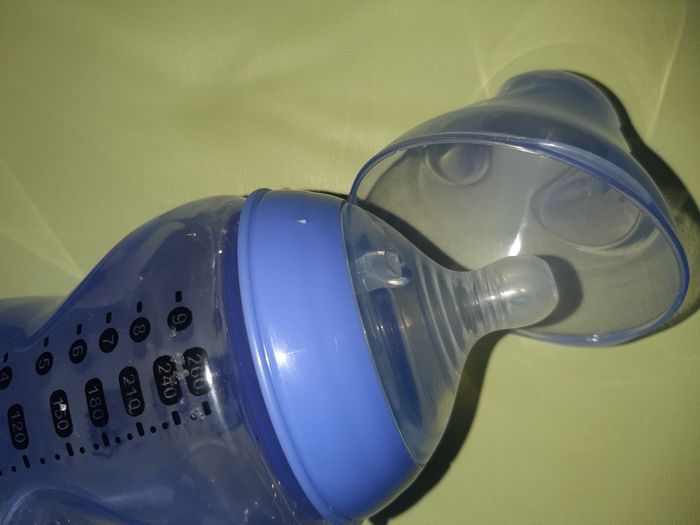 Biberon tommee tippee - photo numéro 2