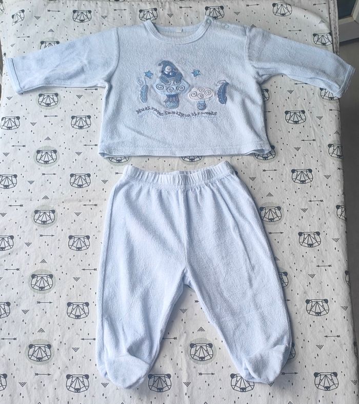 Lot pyjamas velours taille 6 mois - photo numéro 2