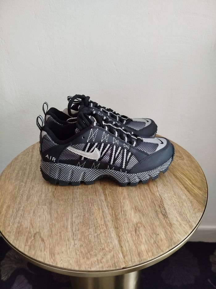 Baskets de randonnée Nike T 37,5 - photo numéro 4