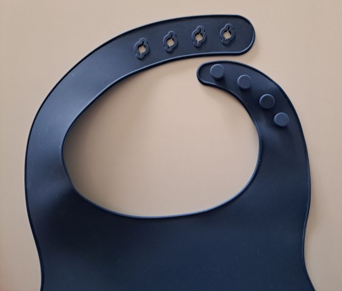 Lot de 2 bavoirs silicone BE - photo numéro 9