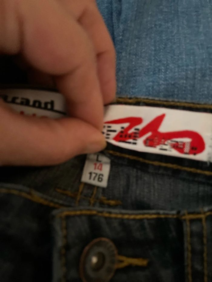 Jean million x taille 176 - photo numéro 4